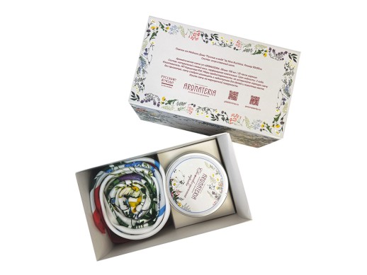 Набор: платок Русский полевой букет и свеча Цветы и травы