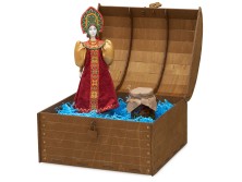 Подарочный набор: кукла фарфоровая, мед, красный