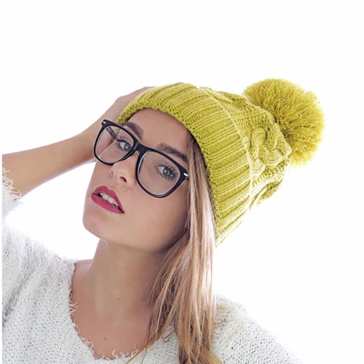 Шапка VOGUE, черный, верх: 100% акрил, подкладка: 100% полиэстер   25490.35 с нанесением логотипа с нанесением логотипа