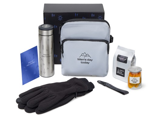 Подарочный набор Re:m. Step  с термосом, перчатками и сумкой с нанесением логотипа с нанесением логотипа